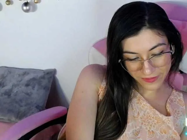 Live sex webcam photo for Yurly-or #277177381