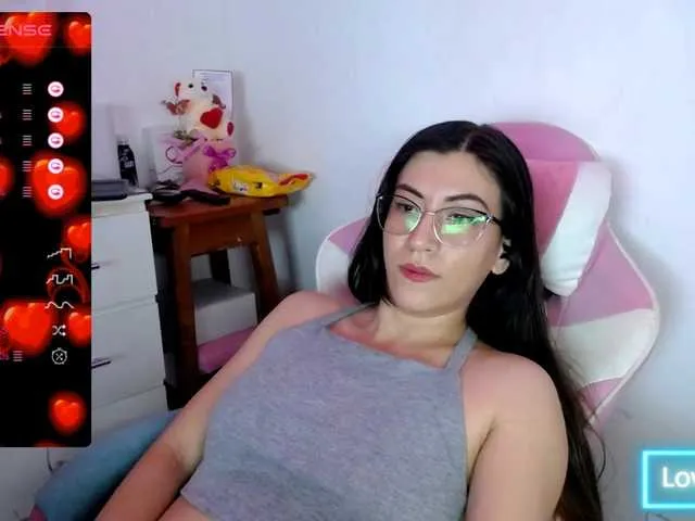 Live sex webcam photo for Yurly-or #277434050