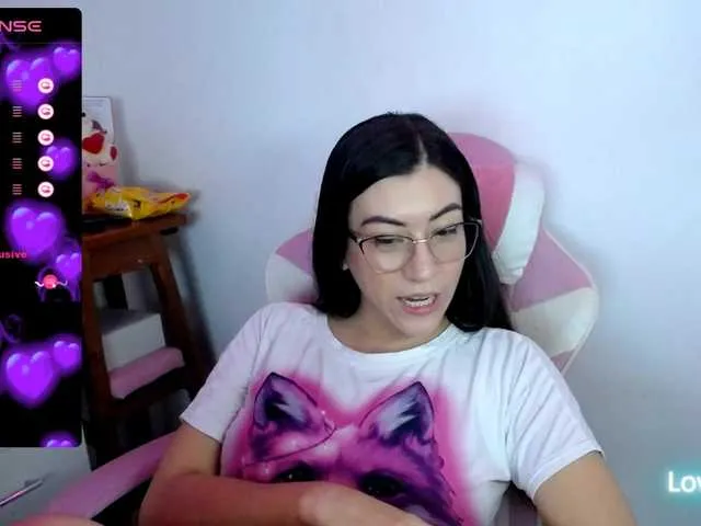 Live sex webcam photo for Yurly-or #277440848