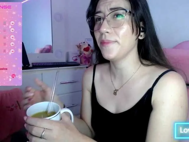 Live sex webcam photo for Yurly-or #277507041