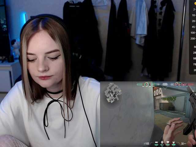 Live sex webcam photo for YuumiMeow1 #277869910