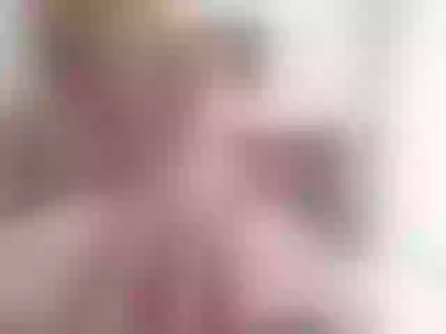 Live sex webcam photo for Yvonna #290737551