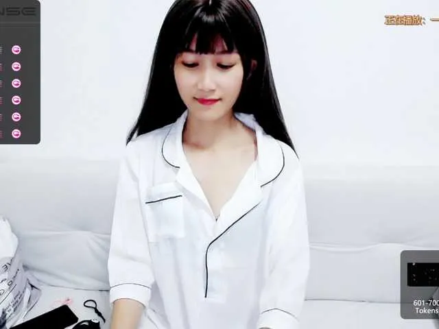 Live sex webcam photo for YyiSilly #273118793