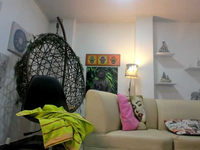 Live sex webcam photo for ZAMMARA #273602212