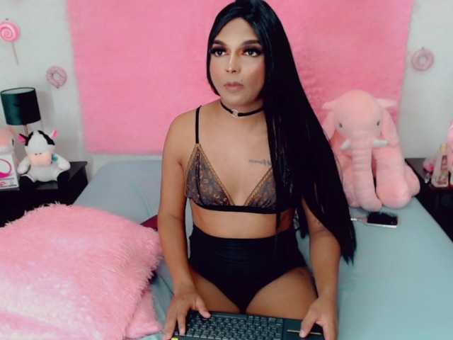 Live sex webcam photo for ZOESEXYTS #275555917