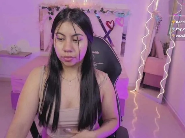 Live sex webcam photo for ZURY-TAY #292323027