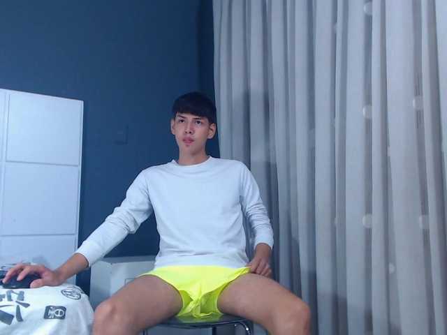 Live sex webcam photo for ZackMontiel #275917849