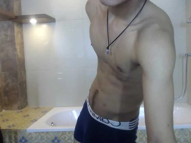 Live sex webcam photo for ZackRyders #275564196