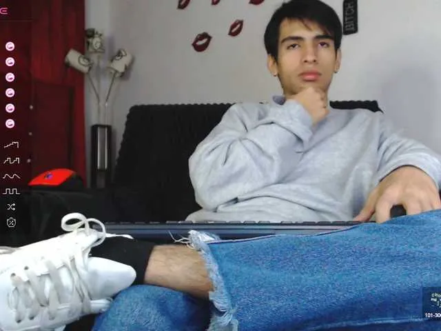 Live sex webcam photo for ZackXtreme #288204284