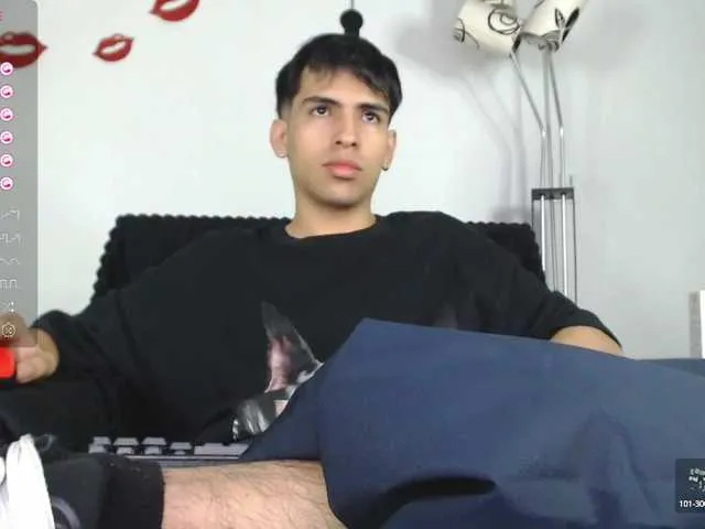 Live sex webcam photo for ZackXtreme #290458425