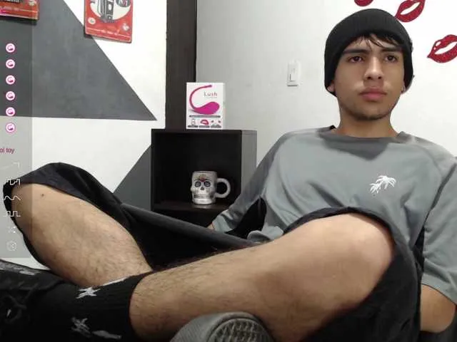 Live sex webcam photo for ZackXtreme #290594841