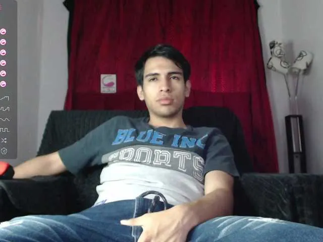 Live sex webcam photo for ZackXtreme #290798911