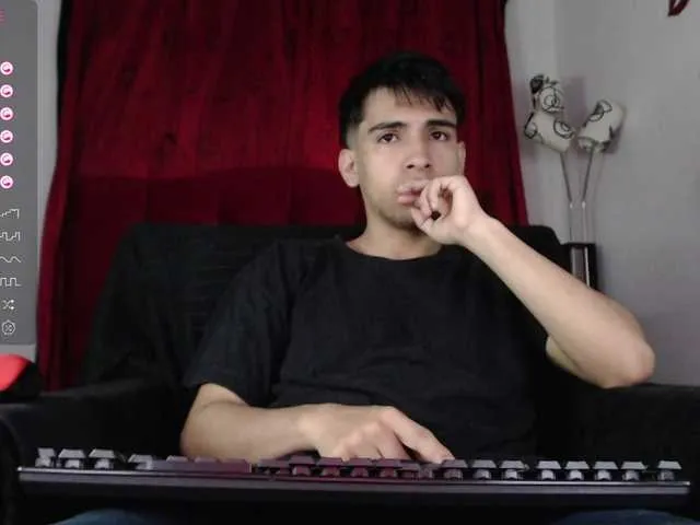 Live sex webcam photo for ZackXtreme #290820038