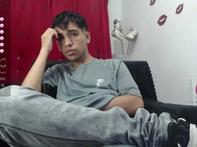 Live sex webcam photo for ZackXtreme #290834102