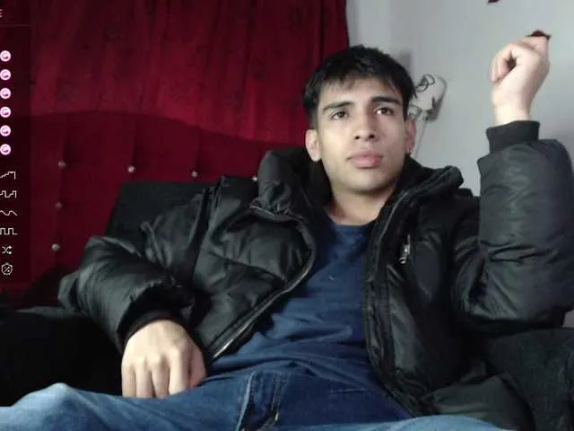 Live sex webcam photo for ZackXtreme #290868703