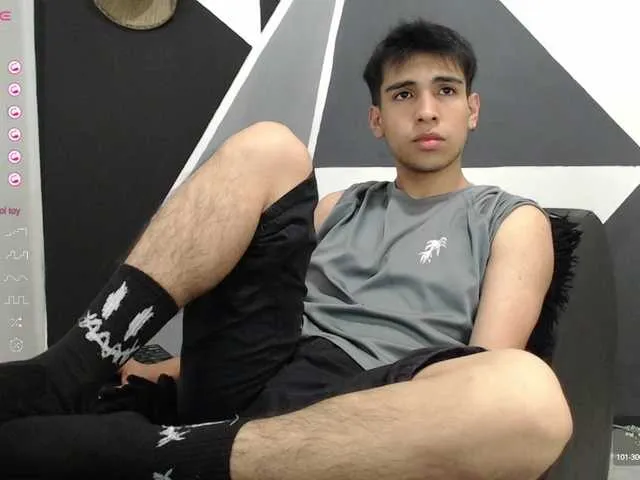 Live sex webcam photo for ZackXtreme #290890036