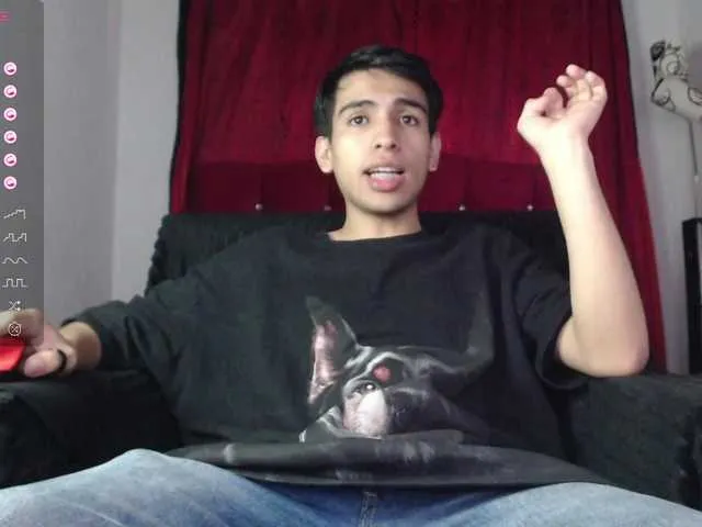 Live sex webcam photo for ZackXtreme #291014286