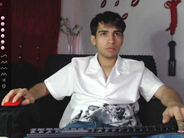 Live sex webcam photo for ZackXtreme #291035703