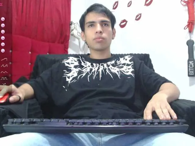 Live sex webcam photo for ZackXtreme #291069845