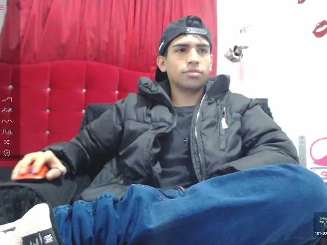 Live sex webcam photo for ZackXtreme #291285142