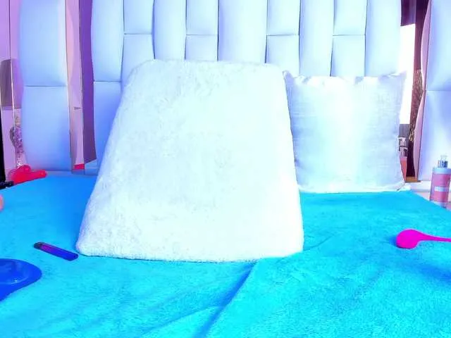 Live sex webcam photo for ZafiroClean #276083797
