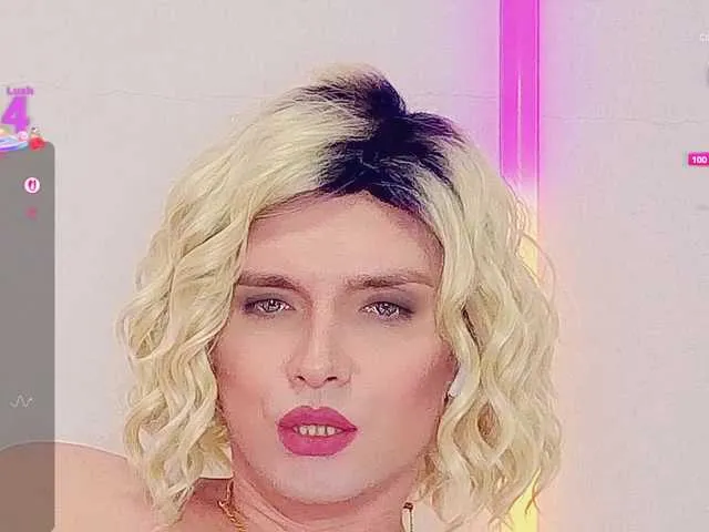 Live sex webcam photo for Zagadka55555 #292245862