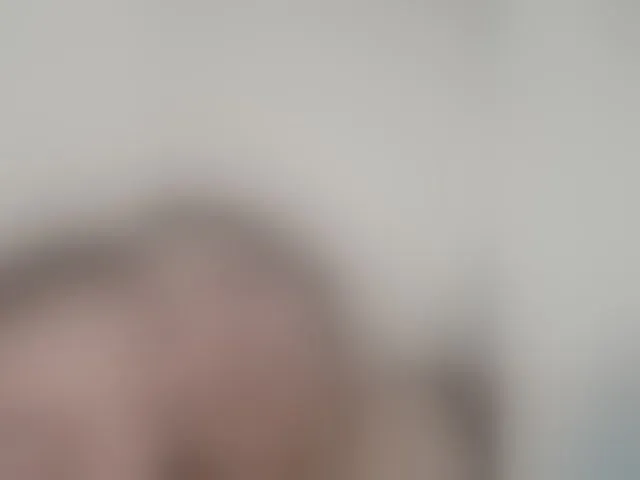 Live sex webcam photo for Zalinka #293928452