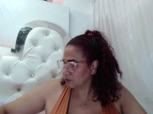 Live sex webcam photo for ZamiraMilf #271946701