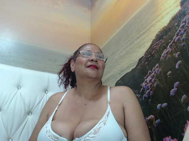 Live sex webcam photo for ZamiraMilf #273520319