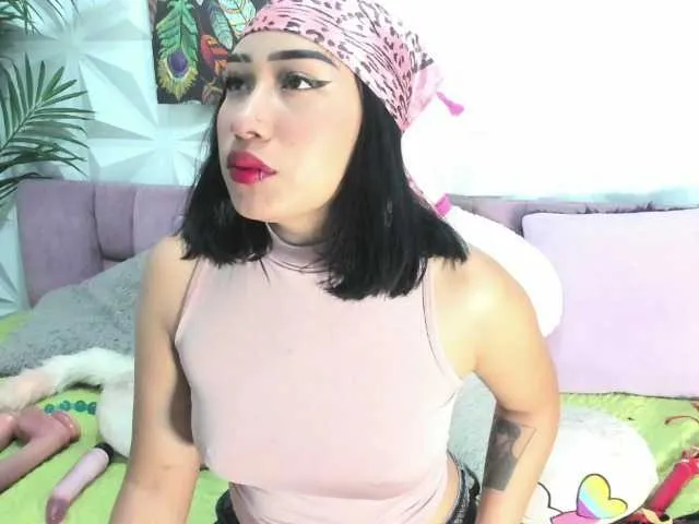 Live sex webcam photo for Zara-Blaaze #291758742