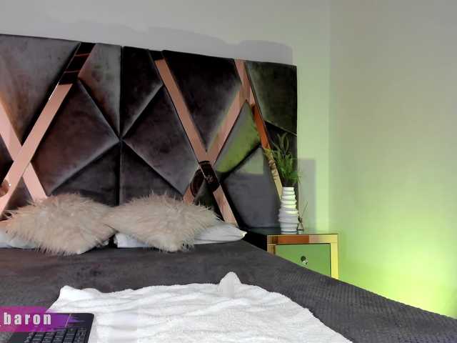 Live sex webcam photo for Zara-daniels #272855651