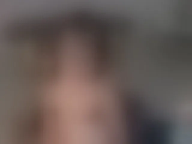 Live sex webcam photo for ZaraKafruni #293892543
