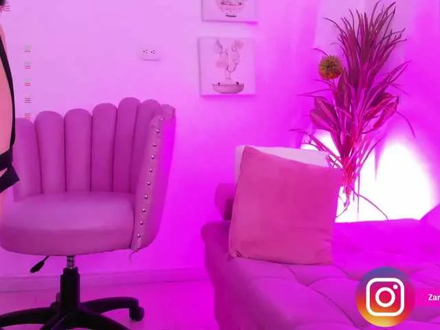 Live sex webcam photo for Zaradavis #291711186
