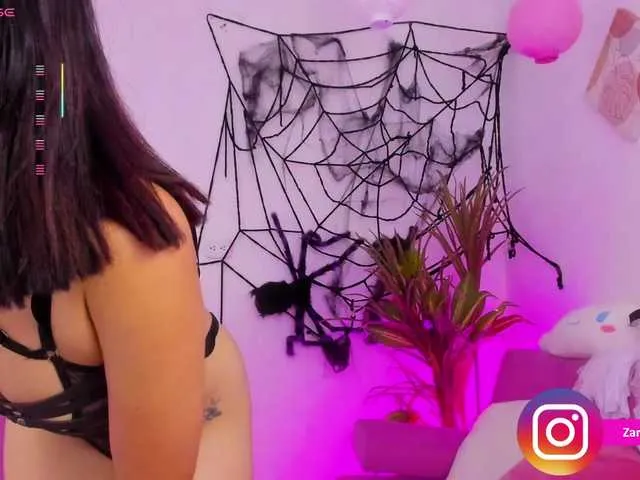 Live sex webcam photo for Zaradavis #292139389