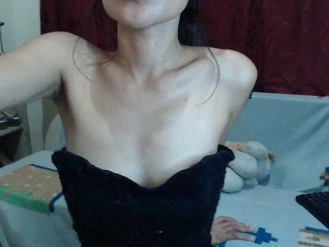 Live sex webcam photo for Zarenah #294067624