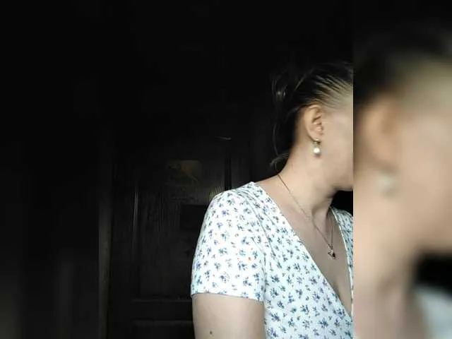 Live sex webcam photo for Zarevna #290813529