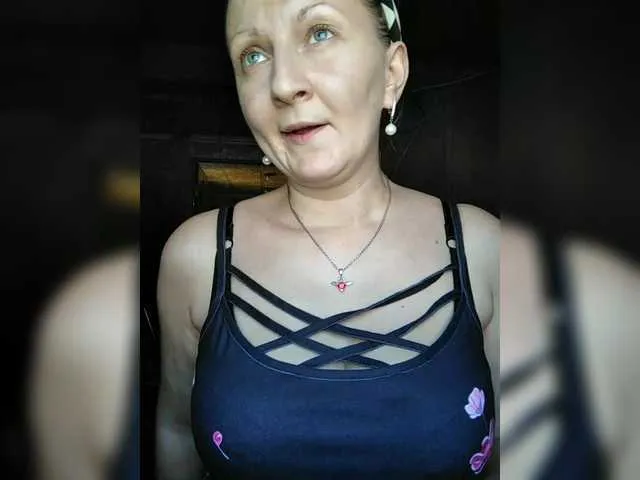 Live sex webcam photo for Zarevna #291535367