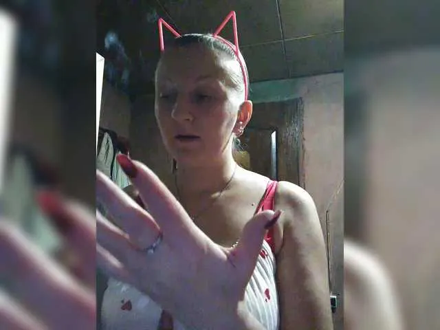 Live sex webcam photo for Zarevna #292057129