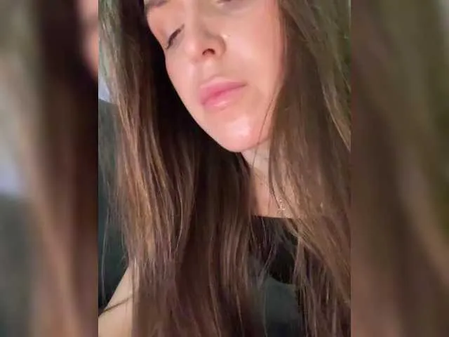 Live sex webcam photo for Zarina888 #290788788