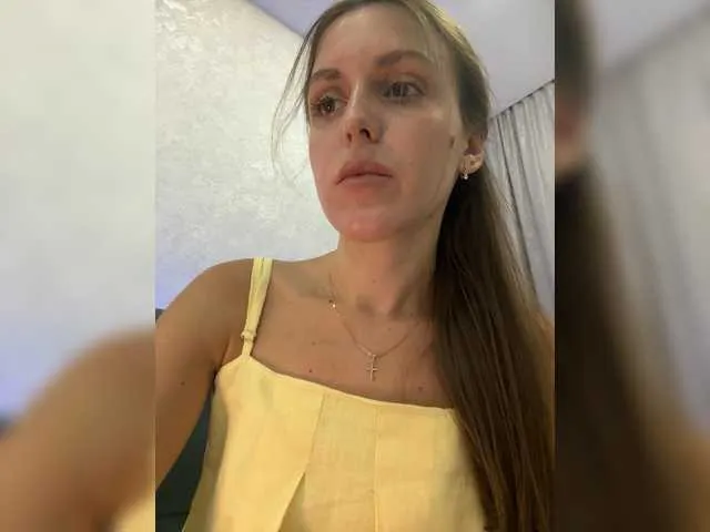 Live sex webcam photo for Zarina888 #291539163