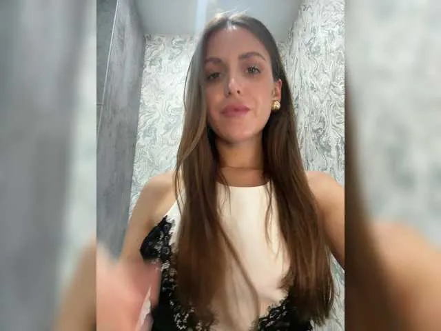 Live sex webcam photo for Zarina888 #291982920