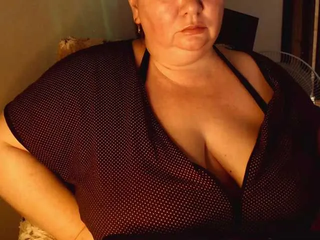 Live sex webcam photo for ZarraX #278193210