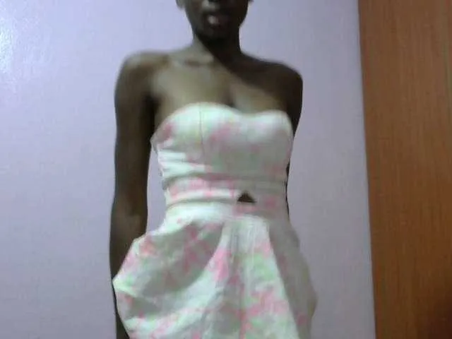 Live sex webcam photo for Zawadi95 #276700731