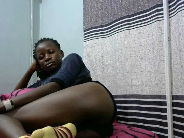 Live sex webcam photo for Zawadi95 #277740028