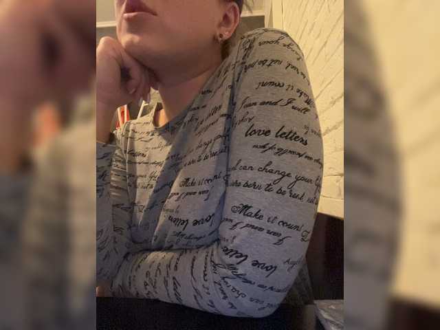 Live sex webcam photo for Zayka03 #273593298