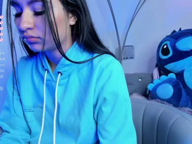 Live sex webcam photo for Zayyda #276438428