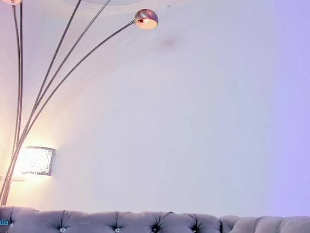 Live sex webcam photo for Zayyda #277001251