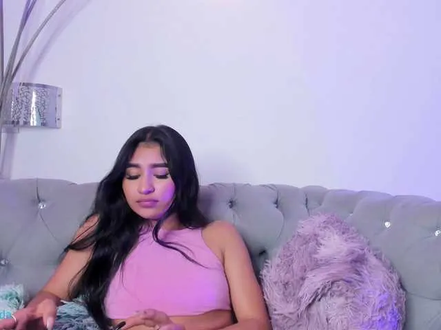 Live sex webcam photo for Zayyda #277007897