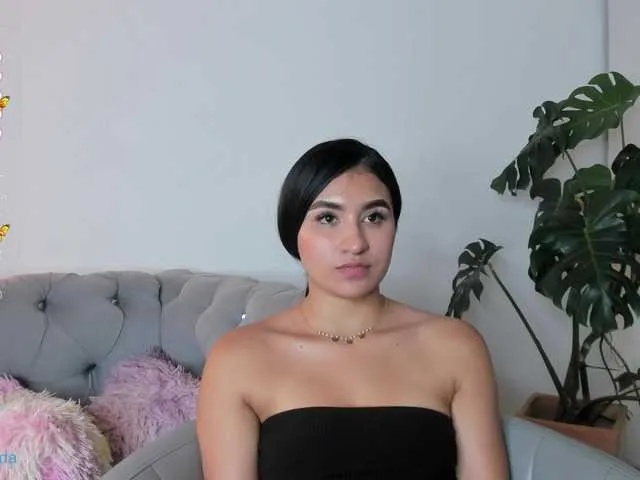 Live sex webcam photo for Zayyda #277288153