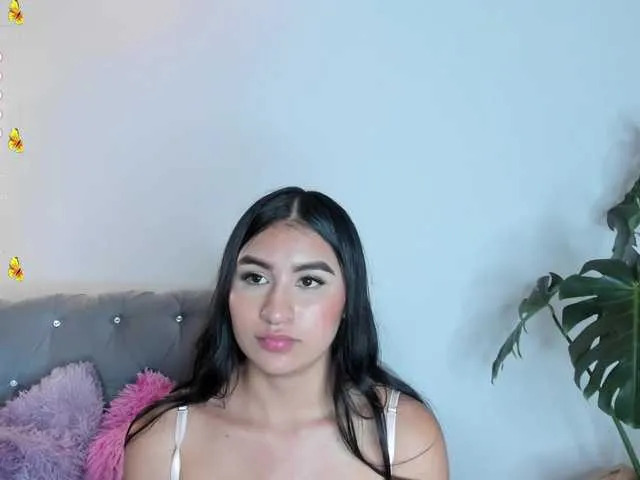 Live sex webcam photo for Zayyda #277465968